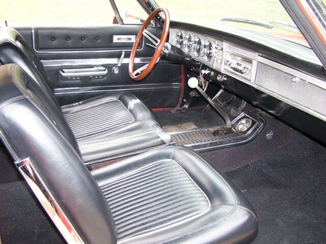 Plymouth Fury 1964 image number 9