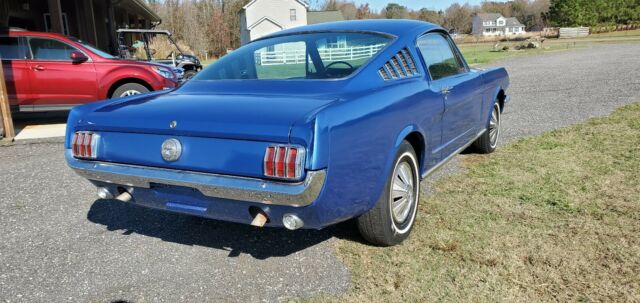 Ford Mustang 1966 image number 24
