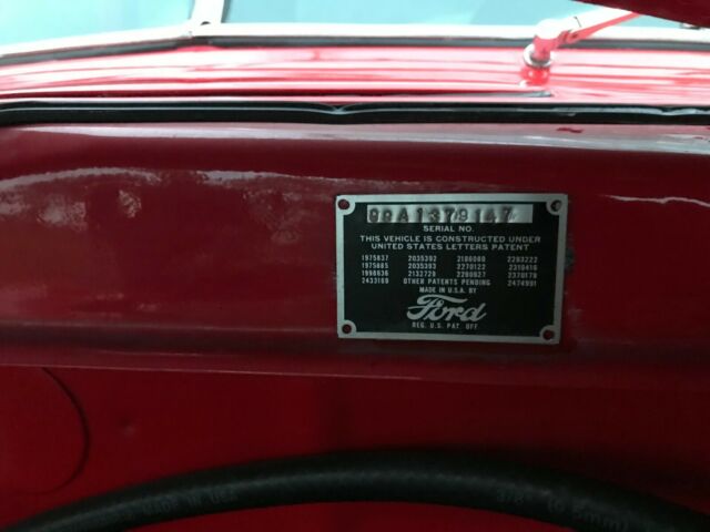 Ford Super Deluxe 1946 image number 23