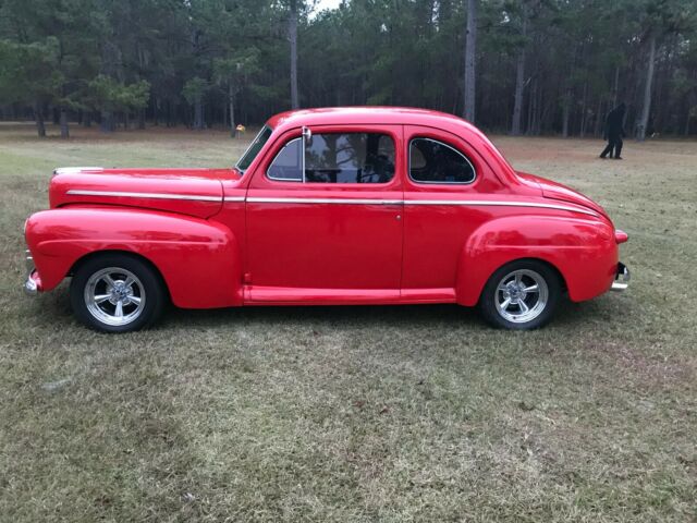 Ford Super Deluxe 1946 image number 25