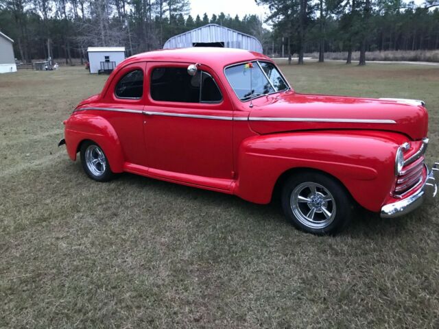 Ford Super Deluxe 1946 image number 28