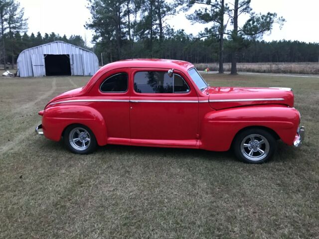 Ford Super Deluxe 1946 image number 5
