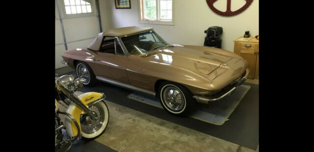 Chevrolet Corvette 1964 image number 15