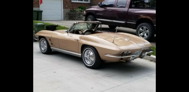 Chevrolet Corvette 1964 image number 18
