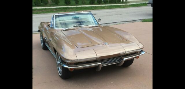 Chevrolet Corvette 1964 image number 23