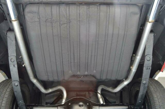 Ford Fairlane 1966 image number 20