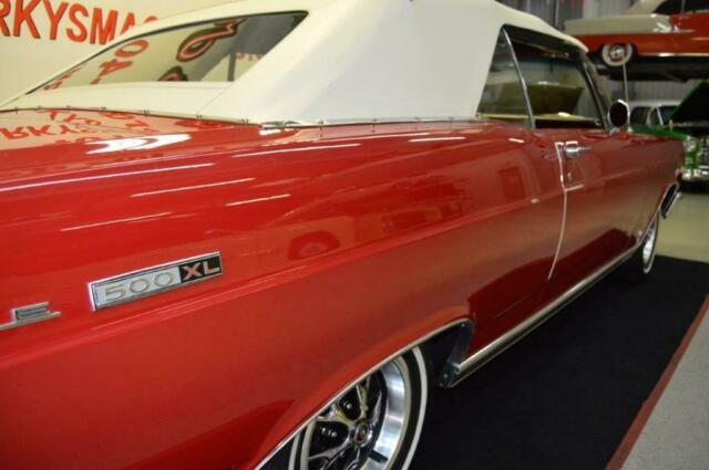 Ford Fairlane 1966 image number 29