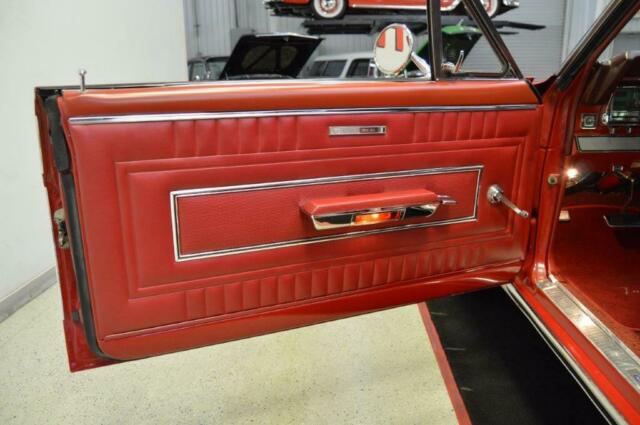 Ford Fairlane 1966 image number 35