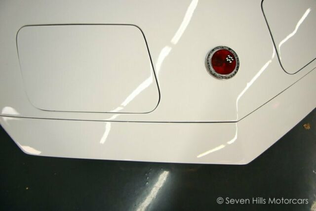 Chevrolet Corvette 1973 image number 12