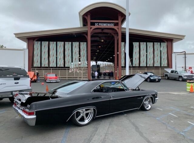 Chevrolet Impala 1966 image number 10
