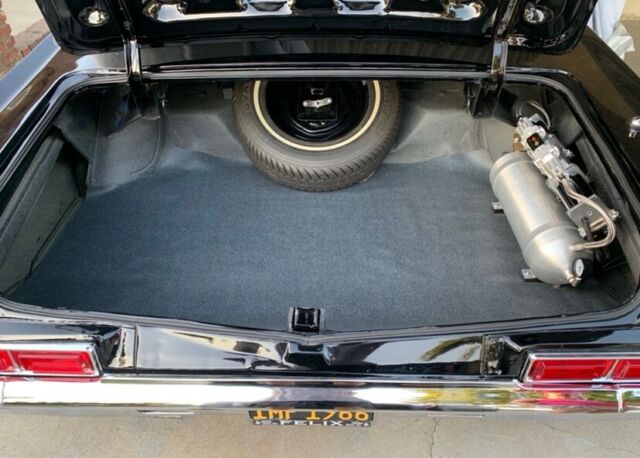 Chevrolet Impala 1966 image number 4