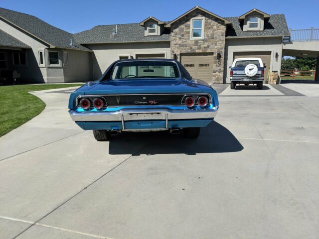 Dodge Charger 1968 image number 2