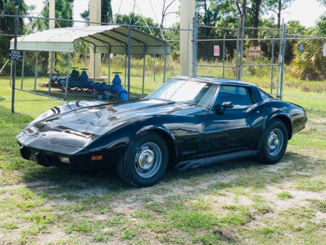 Chevrolet Corvette 1978 image number 2