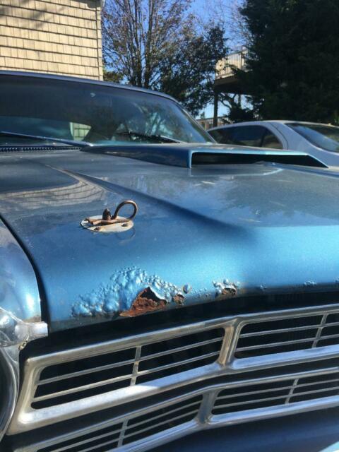 Ford Galaxie 1967 image number 35