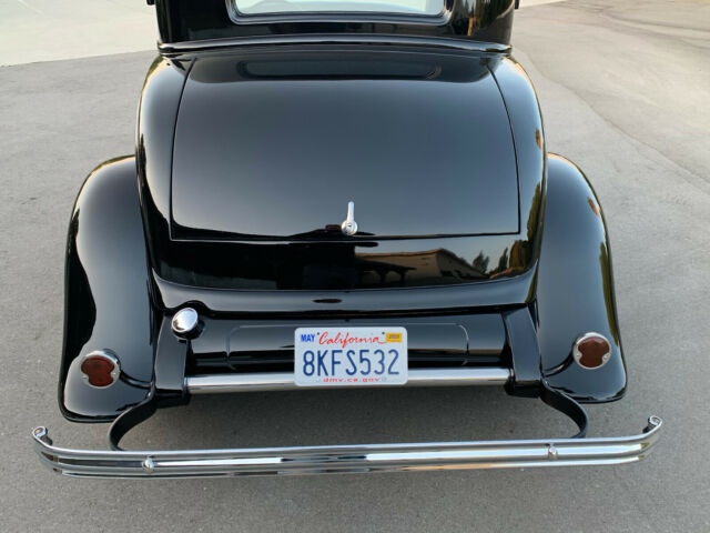 Ford 3 Window Coupe 1932 image number 25
