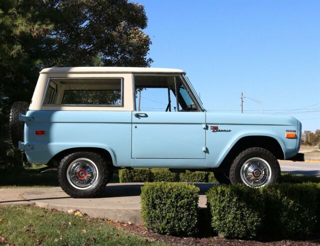 Ford Bronco 1971 image number 20