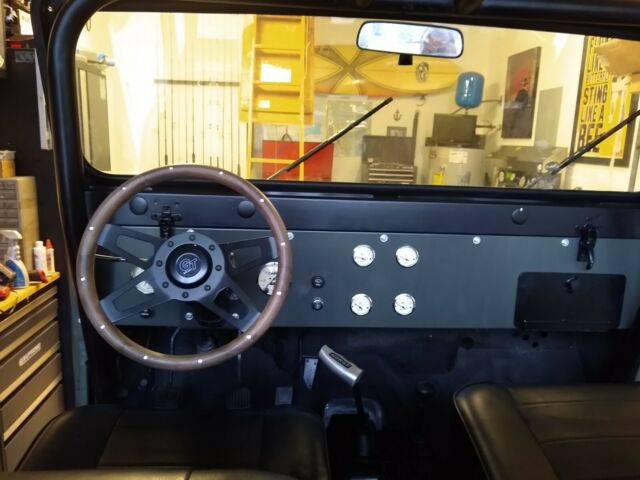Jeep CJ 1974 image number 10