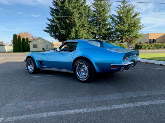 Chevrolet Corvette 1973 image number 14