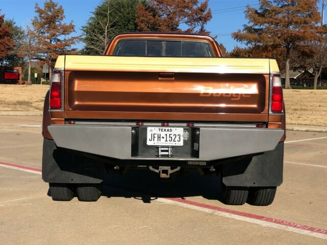 Dodge Power Wagon 1973 image number 33