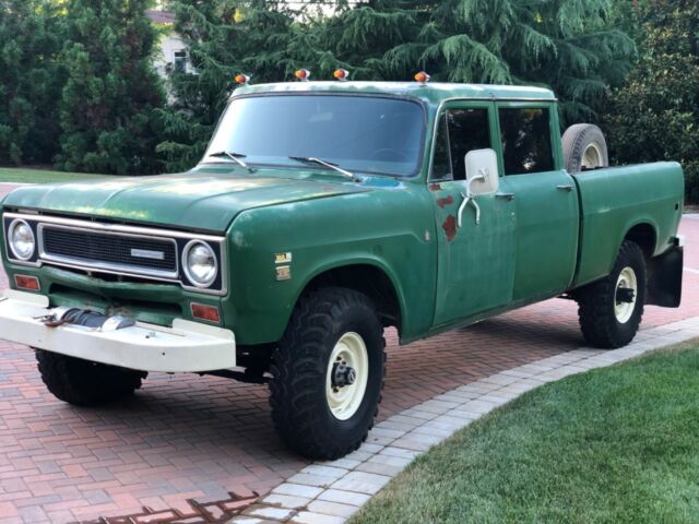 International Harvester 1210 1971 image number 2