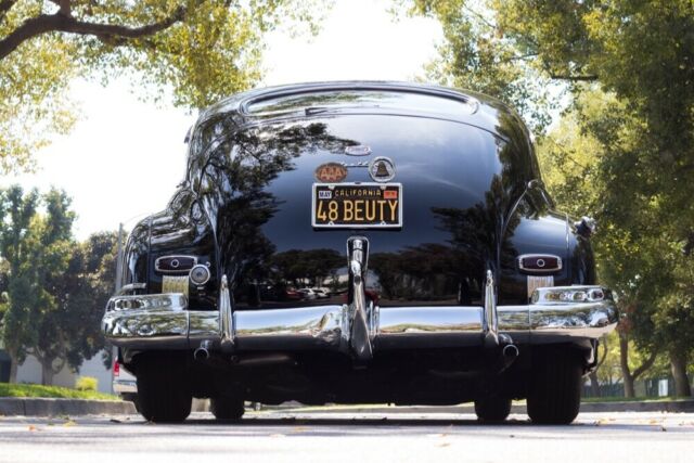 Chevrolet Fleetline 1948 image number 16