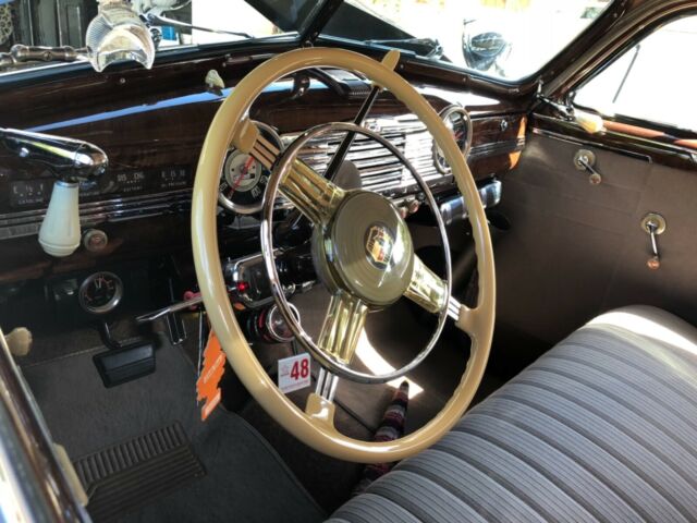 Chevrolet Fleetline 1948 image number 17