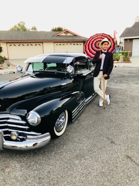 Chevrolet Fleetline 1948 image number 2