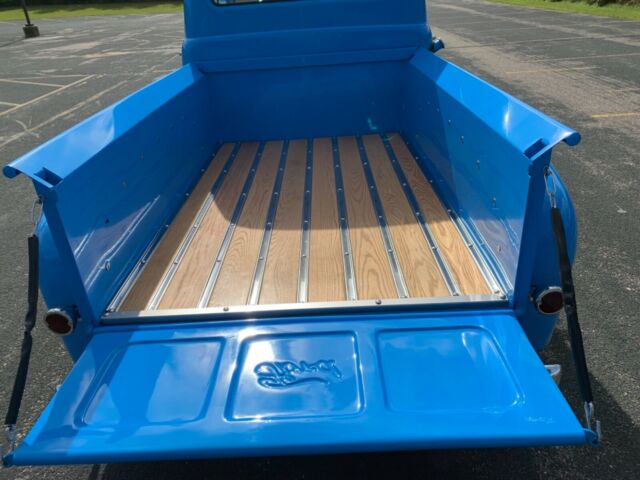 Ford 1/2 Ton Pickup 1952 image number 8