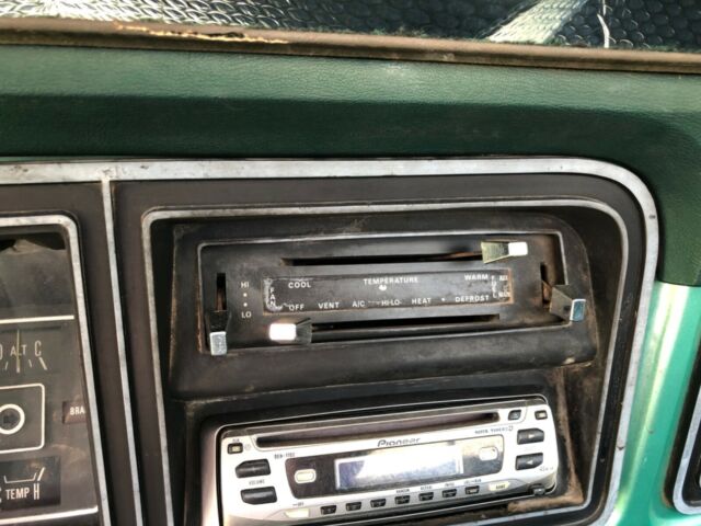 Ford F-150 1977 image number 33