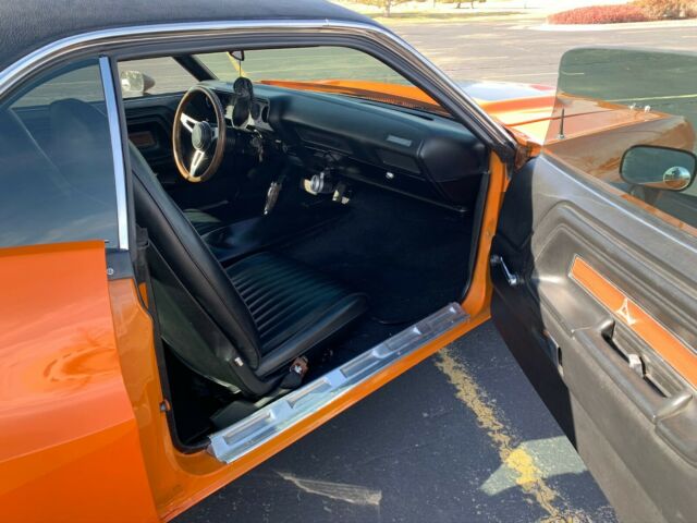 Dodge Challenger 1972 image number 32