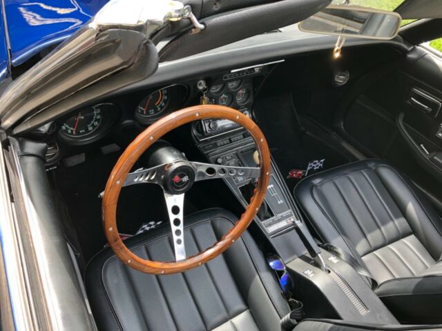 Chevrolet Corvette 1968 image number 11