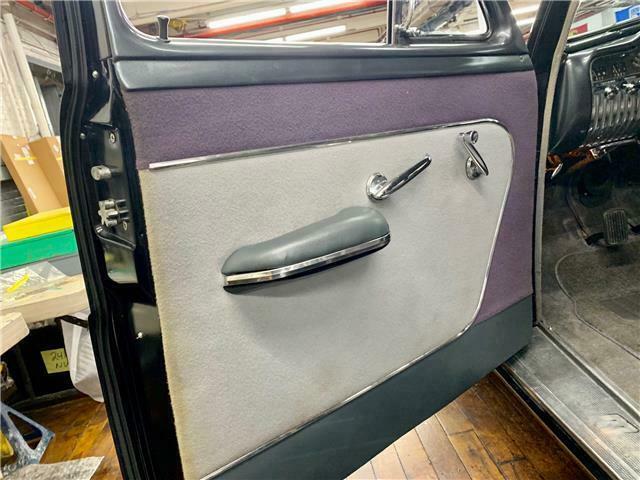 Mercury M24 1951 image number 18