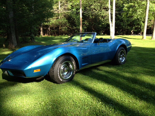 Chevrolet Corvette 1974 image number 22
