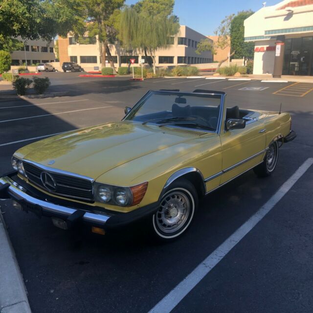 Mercedes-Benz SL-Class 1979 image number 11