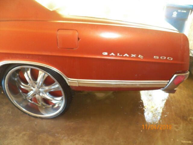 Ford Galaxie 500 1967 image number 4
