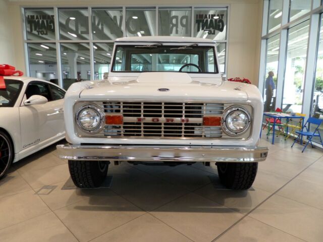 Ford Bronco 1973 image number 17