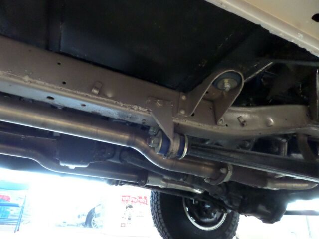 Ford Bronco 1973 image number 30
