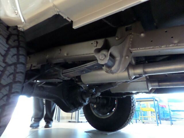 Ford Bronco 1973 image number 31