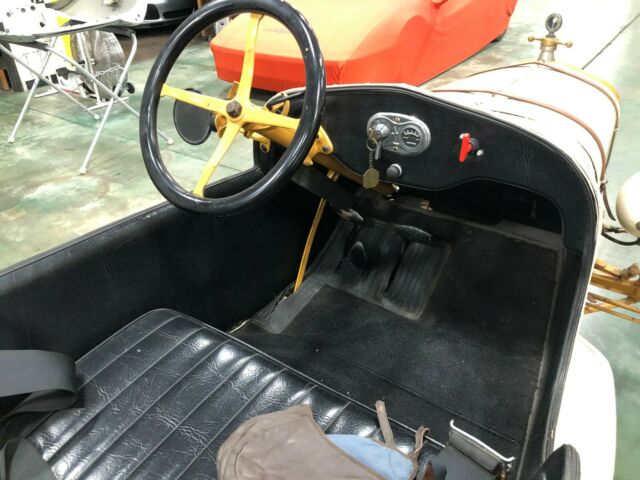 Ford Model T 1927 image number 10