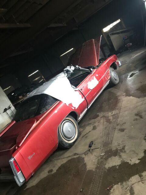 Cadillac Eldorado 1975 image number 1