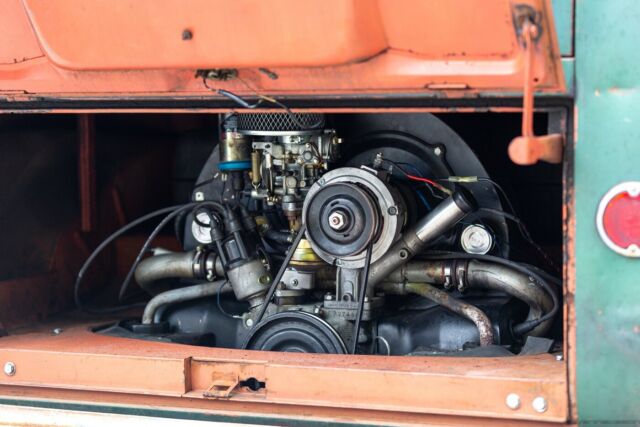 Volkswagen Bus/Vanagon 1958 image number 20