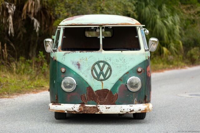 Volkswagen Bus/Vanagon 1958 image number 28