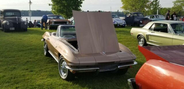 Chevrolet Corvette 1964 image number 11
