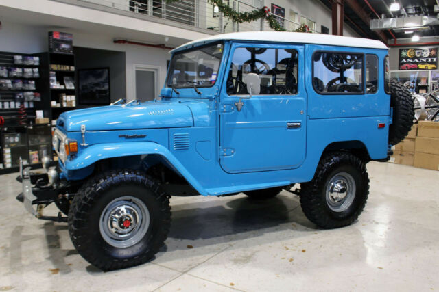 Toyota Land Cruiser 1978 image number 3