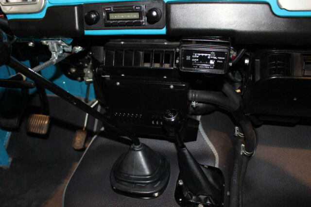 Toyota Land Cruiser 1978 image number 38