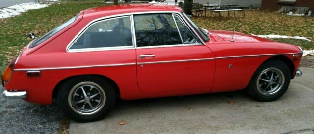 MG MGB 1971 image number 23