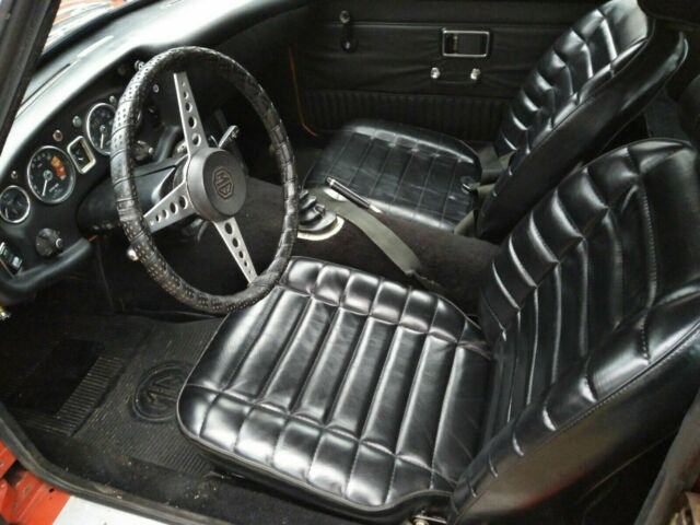 MG MGB 1971 image number 42