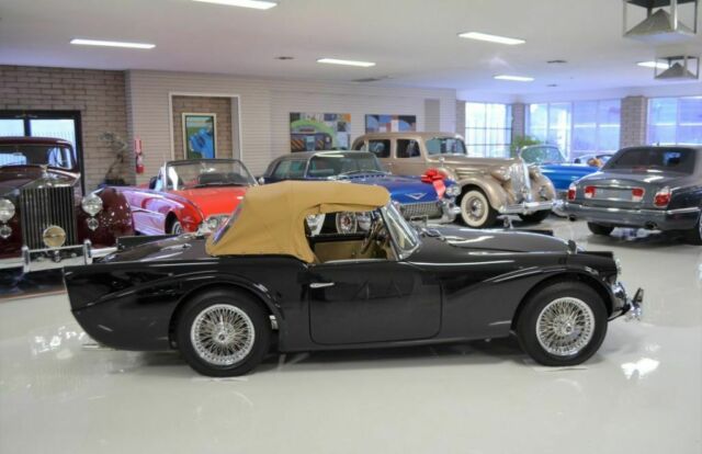 Daimler SP250 1961 image number 34