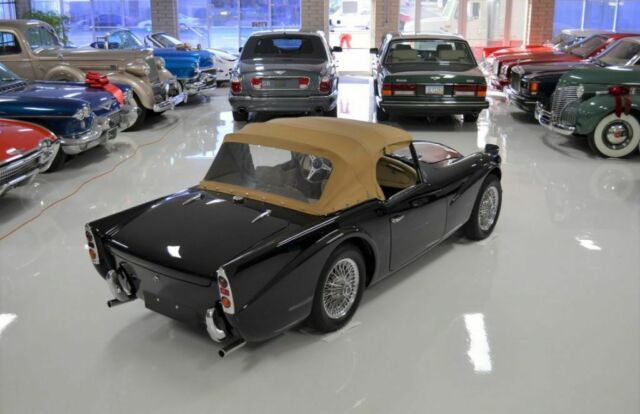Daimler SP250 1961 image number 6