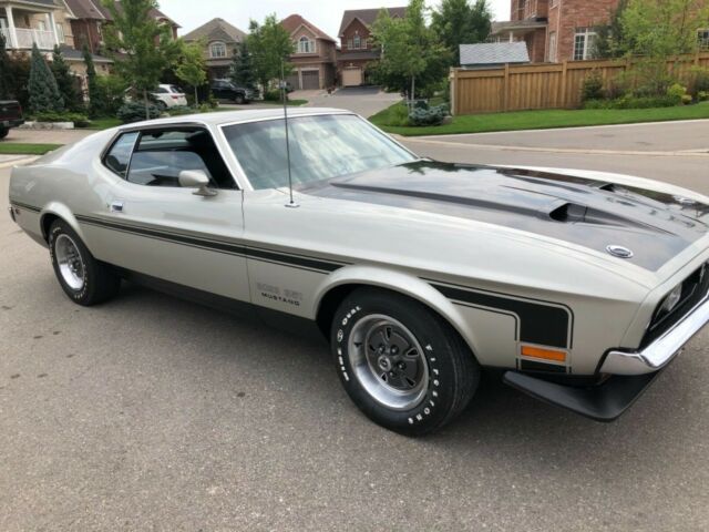 Ford Mustang 1971 image number 2